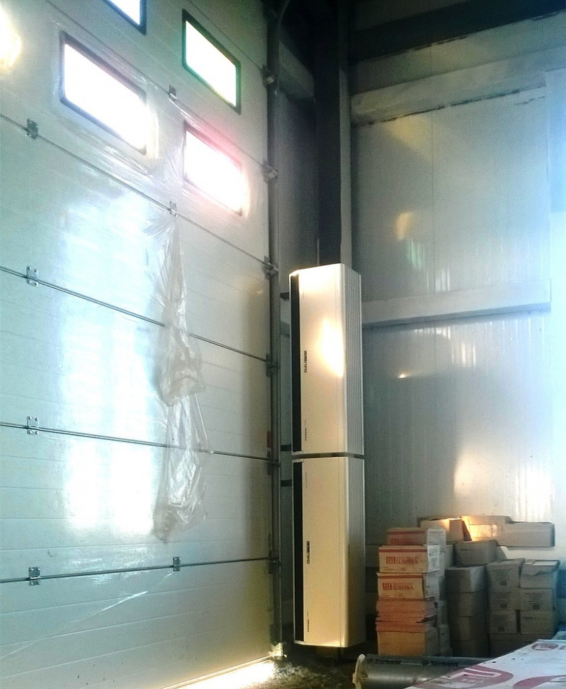Установка тепловой завесы в складском помещении
